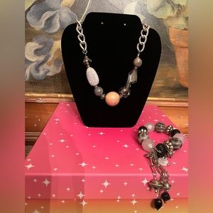 MULTI COLOR BALL NECKLACE W/SILVER TONE CHAIN